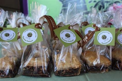 Here are just a few of the best deals you'll find Individual sweets wrapped for bake sale | Bake sale packaging, Dessert packaging, Cookie packaging