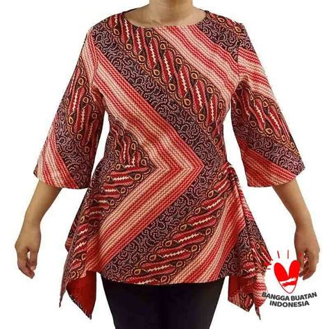 Kalau masih bingung mau model apa, simak referensi outfit brokat navy untuk kondangan berikut ini. Batik Asimetris / Kemeja Batik Asimetris Fesyen Wanita ...