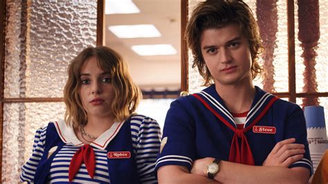 Robin And Steve On Stranger Things Is The Queer Straight Friendship