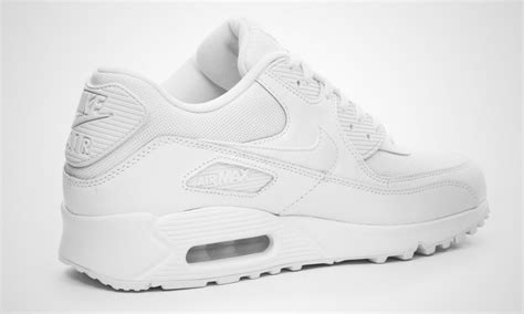 Very Cheap Mens Nike Air Max 90 Essential White White 537384 111 Shoes