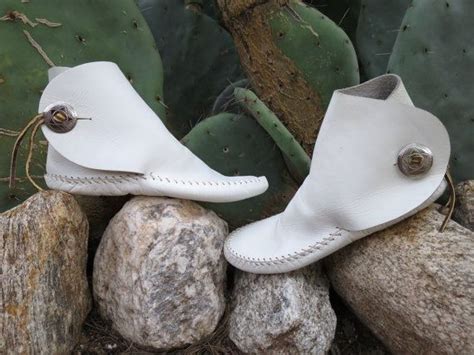 Vintage White Native American Style Moccasin Boots With Concho Etsy