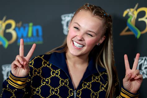 Jojo Siwa Baby Daddy Separating 2 Alleged Rumors From Facts