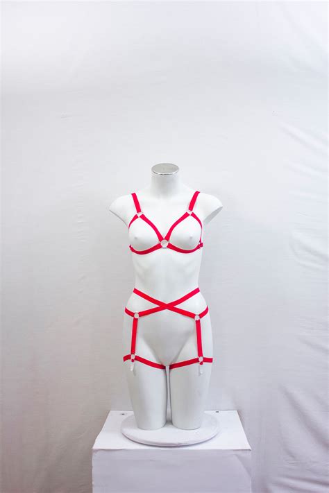 Sexy Red Lingerie Body Harness Set Cage Bralette Red Garter Belt Pin Up Lingerie Burlesque