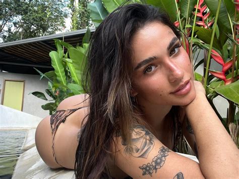 Onlyfans Model S Nude Fundraiser For Maui Wildfire Relief Shut Down By