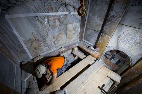 Jesus Burial Tomb Uncovered Heres What Scientists Saw Inside