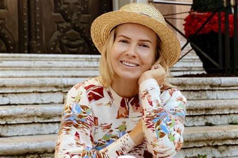 Edyta pazura ma trzech starszych braci. Edyta Pazura zdradziła, jakim wózkiem "wozi się" jej ...