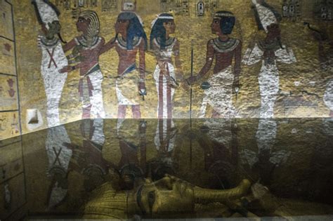 Egypt Examined Tuts Tomb To Find Queen Nefertiti