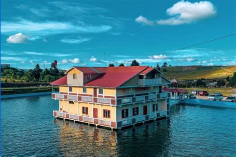 La Casa Del Lago Exótica Vivienda En Guatemala Que Debes Conocer