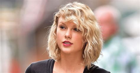 Image Result For Taylor Swift Curly Hair 2017 Light Hair Color Red