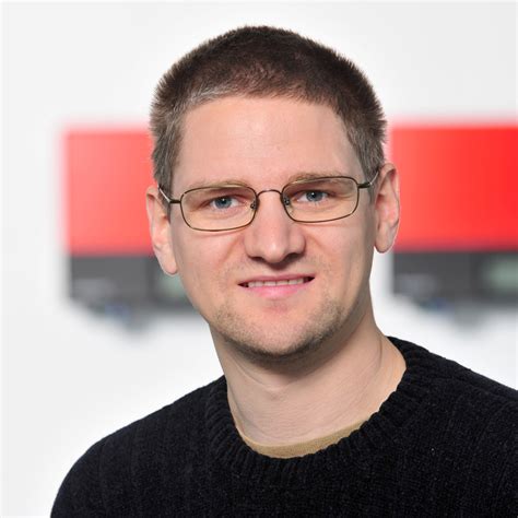 Florian Steiper Entwicklungsingenieur Leistungselektronik Sma Solar Technology Ag Xing