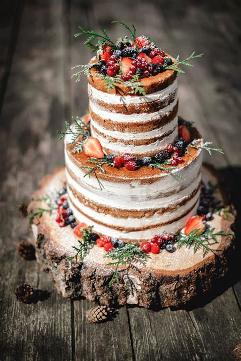 Something Sweet 9 Designs For Rustic Wedding Cakes Too Pretty To Eat