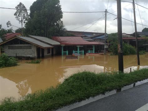 Also, being a small town, there are fewer accommodation options. Renungan: Terkini Banjir di Kubang Kerian Kitepunye Dot Com