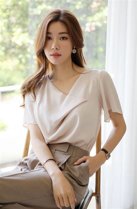 pay by credit card clean laundry korean women asian fashion lustrous fashion models wang