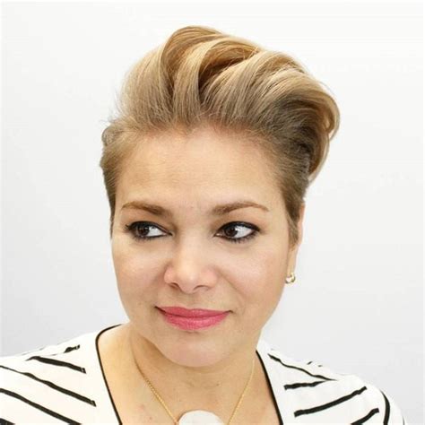 Https://techalive.net/hairstyle/brush Up Hairstyle For Round Face Female