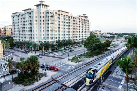 High Speed Rail In Florida Brightline Shows Off New 130 Mph Speed Test