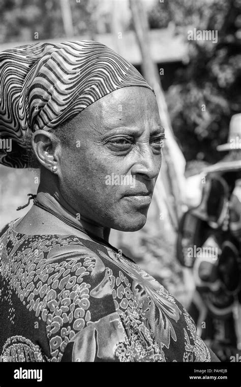 Omo Valley Ethiopia Sep 20 2011 Portrait Of An Unidentified