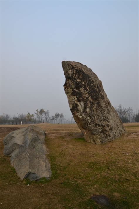 Feb 23, 2016 · from gathering to growing food 1. Those Stones of Burzahom |Search Kashmir