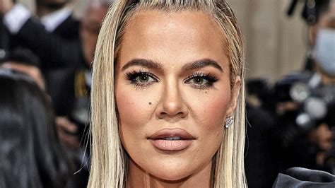 Khloe Kardashian Shows Off Her Real Skin In A Rare Makeup Free Video At