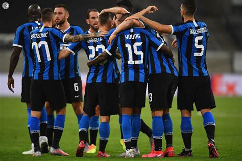 Via dall'inter per colpa dei medici. Man United Inter Milan nhọc nhằn vào bán kết Europa League ...