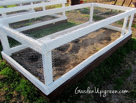 If you suffer from joint or back pain, you can easily plant your veggies without straining a lot. 15 Cheap & Easy DIY Raised Garden Beds