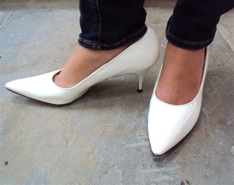 Pure Distraction: Fashionistas Unite!