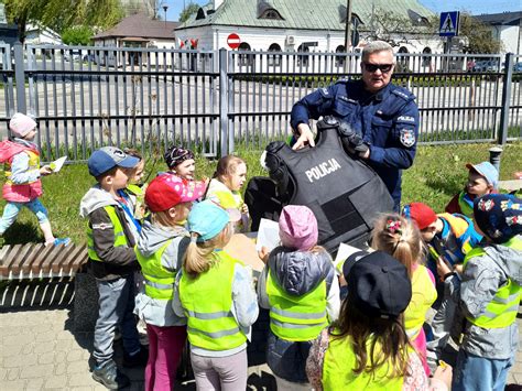 Policja Warszawa On Twitter Przedszkolaki Z Zespo U Szkolnego W