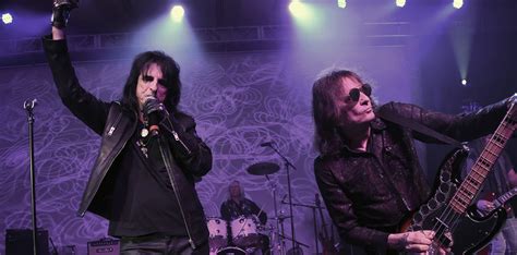 Alice Cooper Premieres New The Sound Of A Music Video Guitar World