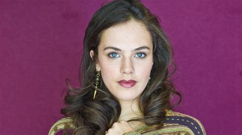 183670 1920x1080 Jessica Brown Findlay Rare Gallery Hd Wallpapers