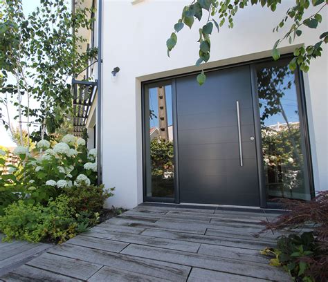 Nos idées pour aménager l'entrée extérieure de votre maison - Quel constructeur choisir