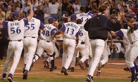 As D Backs Host Yankees Memories Surface Of 2001 World Series