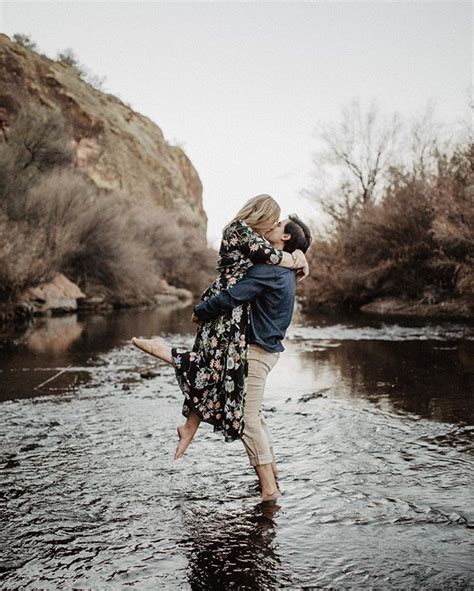 Engagement Pictures On The Salt River Engagement Pose Ideas Outdoor