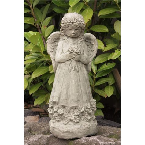 Maybe you would like to learn more about one of these? Blumenengel fuer den Friedhof