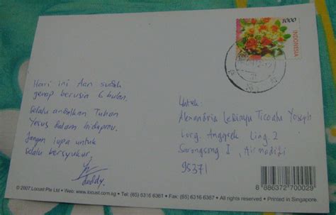 Surat terbagi menjadi dua, yaitu surat pribadi dan surat dinas. Contoh Surat Bersampul Contoh Warkat Pos