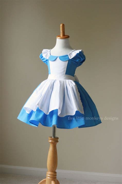 Otros personajes y sus correspondientes disfraces también tienen sus propios fans. Alice in Wonderland Dress - Alice Dress - Alice in Wonderland - Queen of Hearts - White Rabbit ...