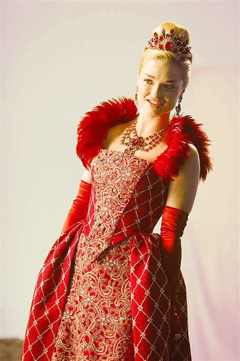 The Red Queen From The Once Upon A Time Spinoff Once Upon A Time In