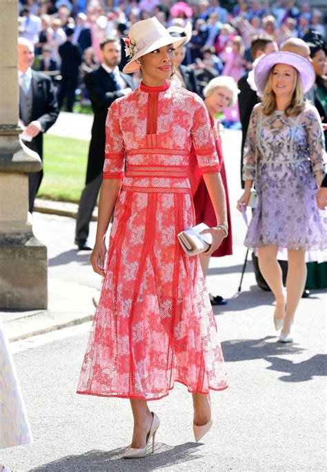 In wenigen stunden wird meghan markle endlich zur prinzessin und unsere herzen klopfen schon jetzt etwas schneller. Gina Torres: Suits actress arrives at Royal Wedding 2018 ...