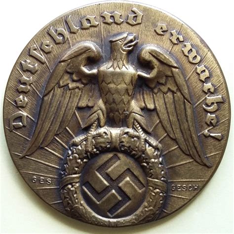 The duration of the song is 3:07. "Deutschland Erwache" - Germany Awake - Patriotic Mirror | Eagle Relics