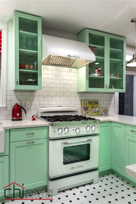 Sophisticated ways to decorate with pastels mint kitchen green. 25 Pastel Kitchens That Channel the 1950s