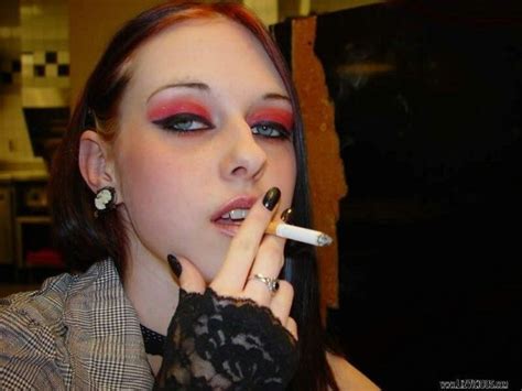 smoking ladies girl smoking liz vicious women smoking cigarettes punk pins granny hair