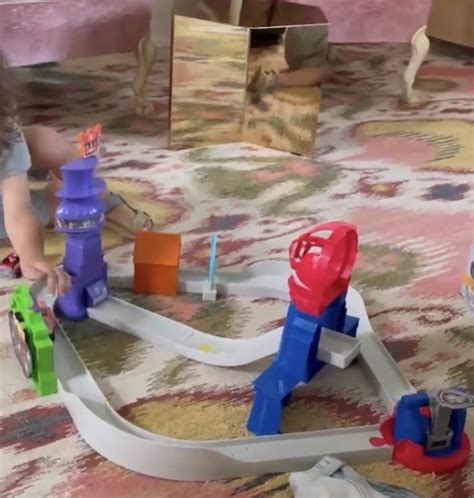 Paw Patrol True Metal Liberty Total City Rescue Movie Track Set Reviews