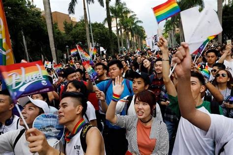 Taiwan Holds Asia S Largest Pride Parade Waits For Same Sex Marriage To Be Legalised The