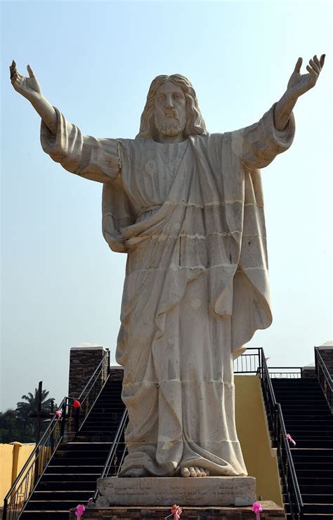 ‘africas Biggest Jesus Statue Unveiled In Nigeria Al Arabiya English