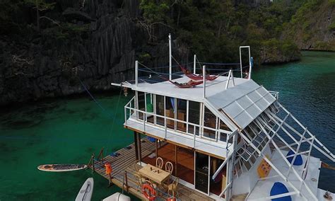 Paolyn Floating House Restaurant Hotel Coron Book Hotel In Coron