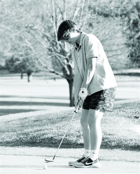 Heights Golfers Compete In Mini Meets Star News