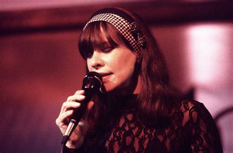 ‘girl From Ipanema Singer Dead Astrud Gilberto Was 83 Oneasks News