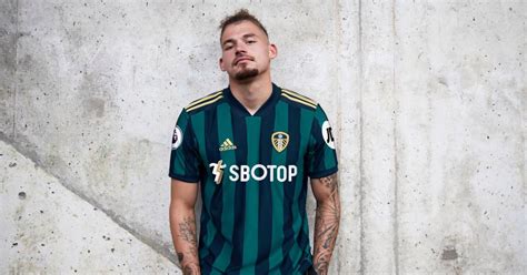 The official twitter account for leeds united. Leeds United's away shirt goes on sale - live updates ...
