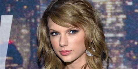 Taylor Swift Buys Porn Site Domain Names