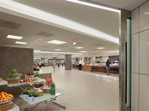 Us financial services giant jp morgan has signed an agreement with nirlon to take up 1.15 million sq ft office space at nirlon knowledge park in goregaon. Employee cafeteria... - J.P. Morgan Office Photo ...