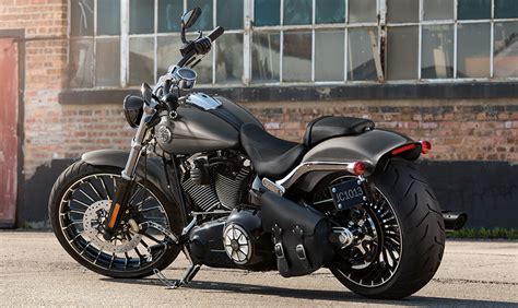 Ficha Técnica De La Harley Davidson Softail Breakout 2015 Masmotoes