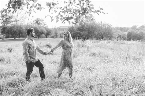 Wildflower Engagement Session At Pen Park In Charlottesville Hunter And Sarah Photography